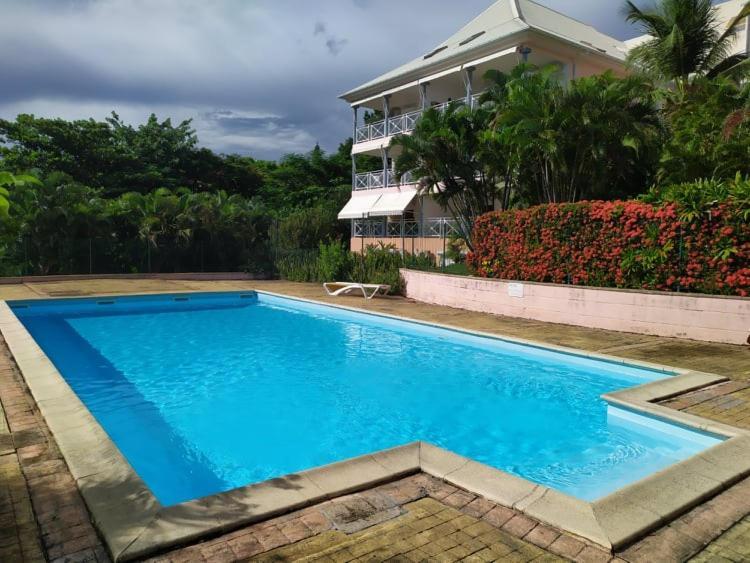 Charmant Appartement En Bord De Mer Avec Piscine Gourbeyre ภายนอก รูปภาพ