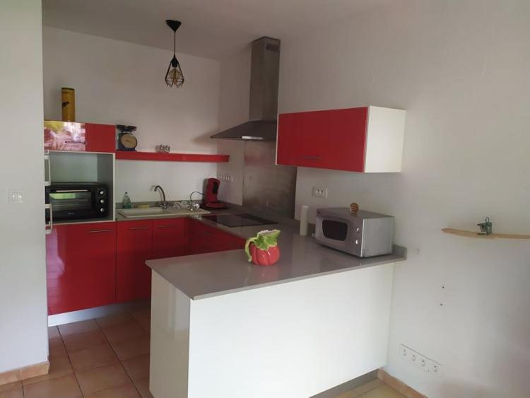 Charmant Appartement En Bord De Mer Avec Piscine Gourbeyre ภายนอก รูปภาพ